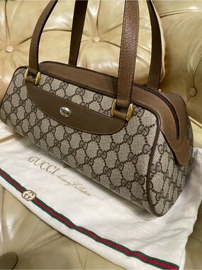 Vintage Gucci Oblong Satchel GG Supreme Bag Brown Canvas/Leather Baguette
